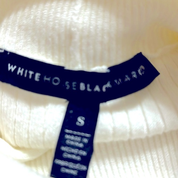 White House Black Market Cream Turtleneck Sweater - Picture 4 of 6